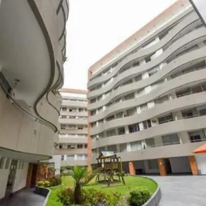 Apartamento Departamento Cerca Del Parque De La Carolina, Quito
